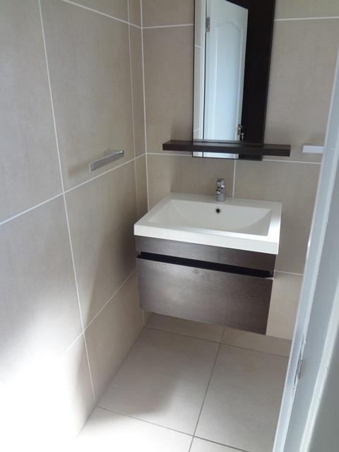 To Let 1 Bedroom Property for Rent in De Velde Western Cape